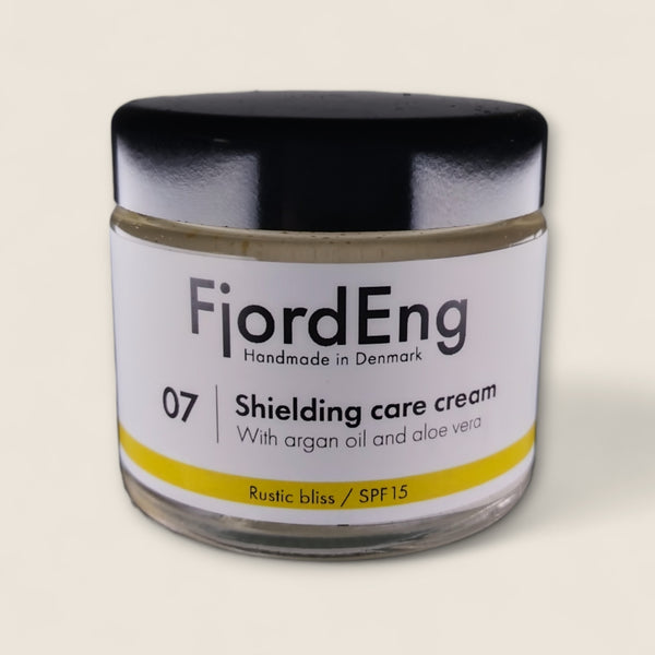 07 / Shielding Care Cream
